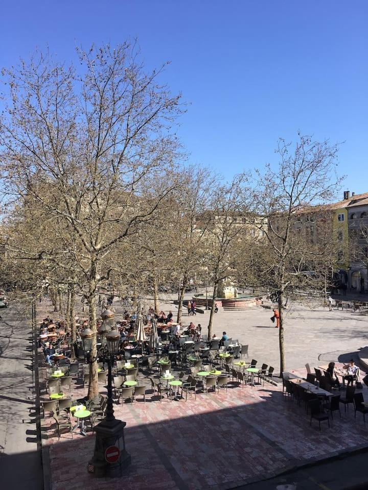 Place Carnot Каркасон Екстериор снимка